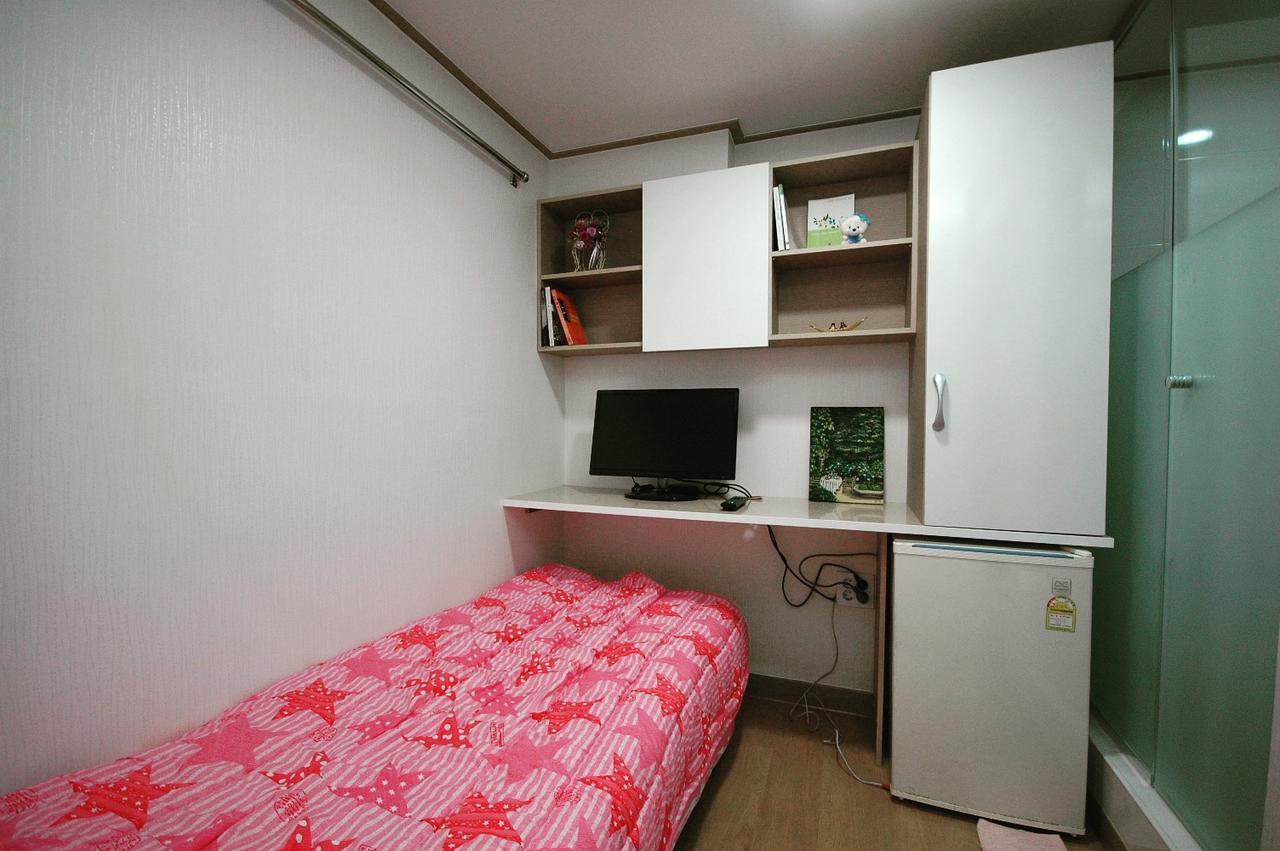Lottetower Rainbow House Hotel Seoul Exterior photo